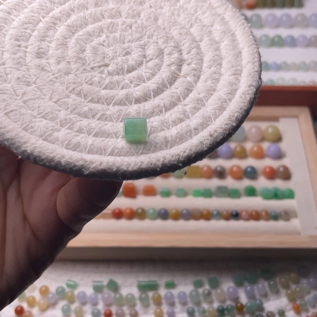 未镶嵌手链翡翠卡7卡6.6绿桶