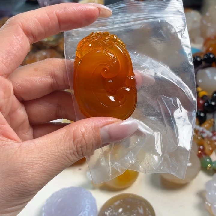玛瑙/玉髓未镶嵌吊坠(不含链)