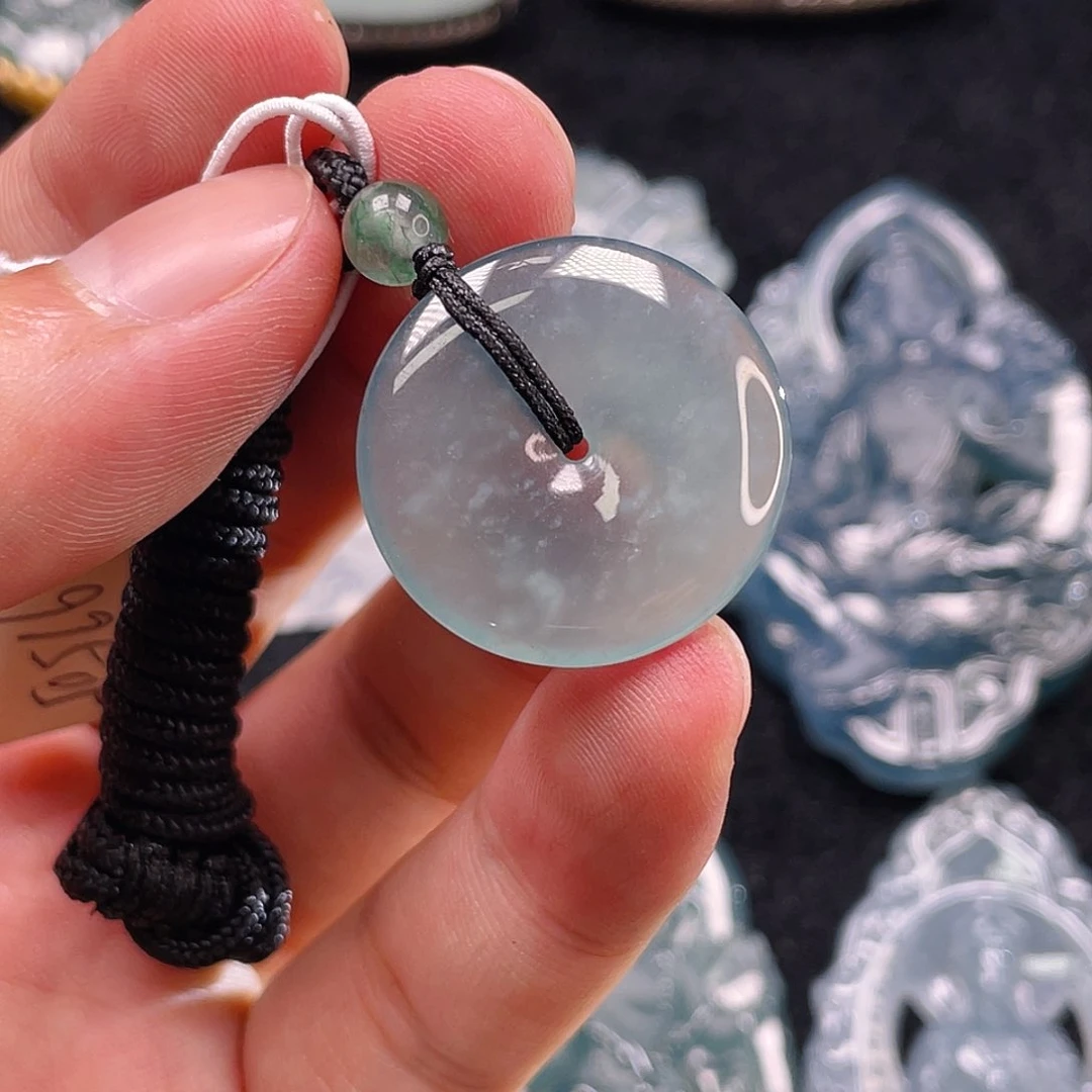 颈饰未镶嵌翡翠6，