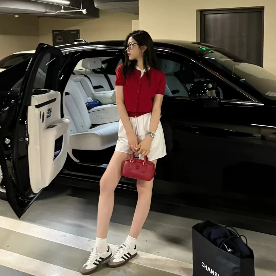 “法式优雅”复古绝美红色短袖t恤针织衫女夏季高级感时尚洋气上衣