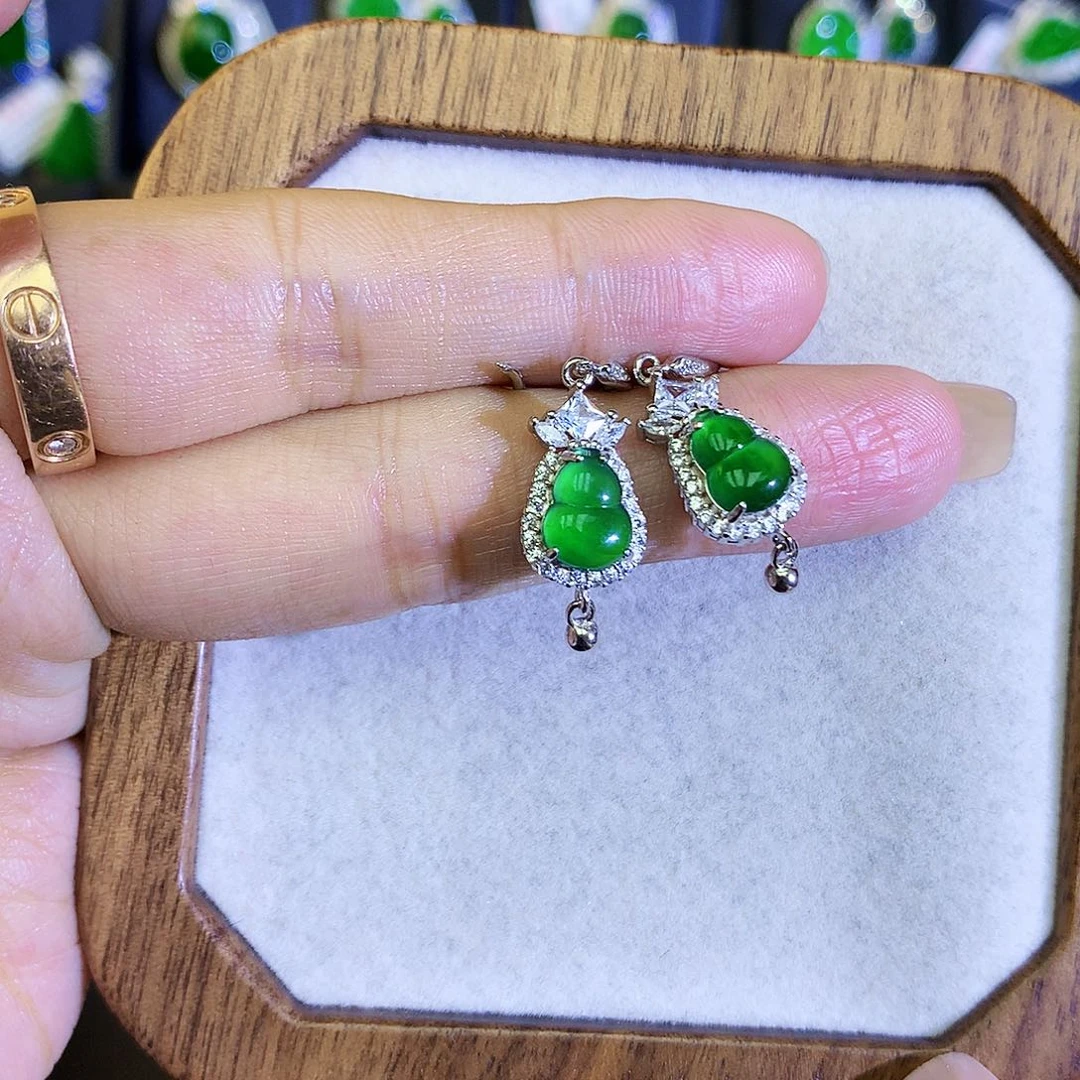 翡翠耳饰银S925镶嵌天然翡翠葫芦耳勾