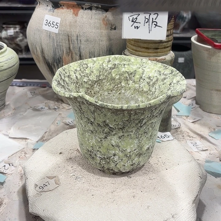 摆件高14，外口17.5，，无孔4074