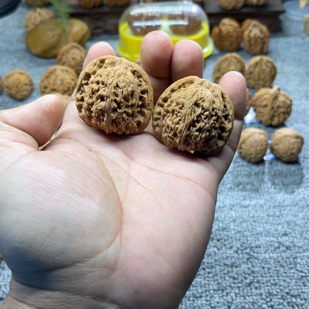文玩核桃把件南疆