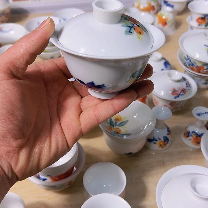 瓷l****k景德镇纯手工陶瓷