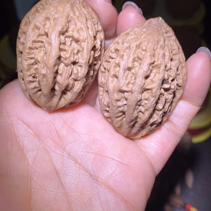 文玩核桃把件东北野生楸子小美0 3