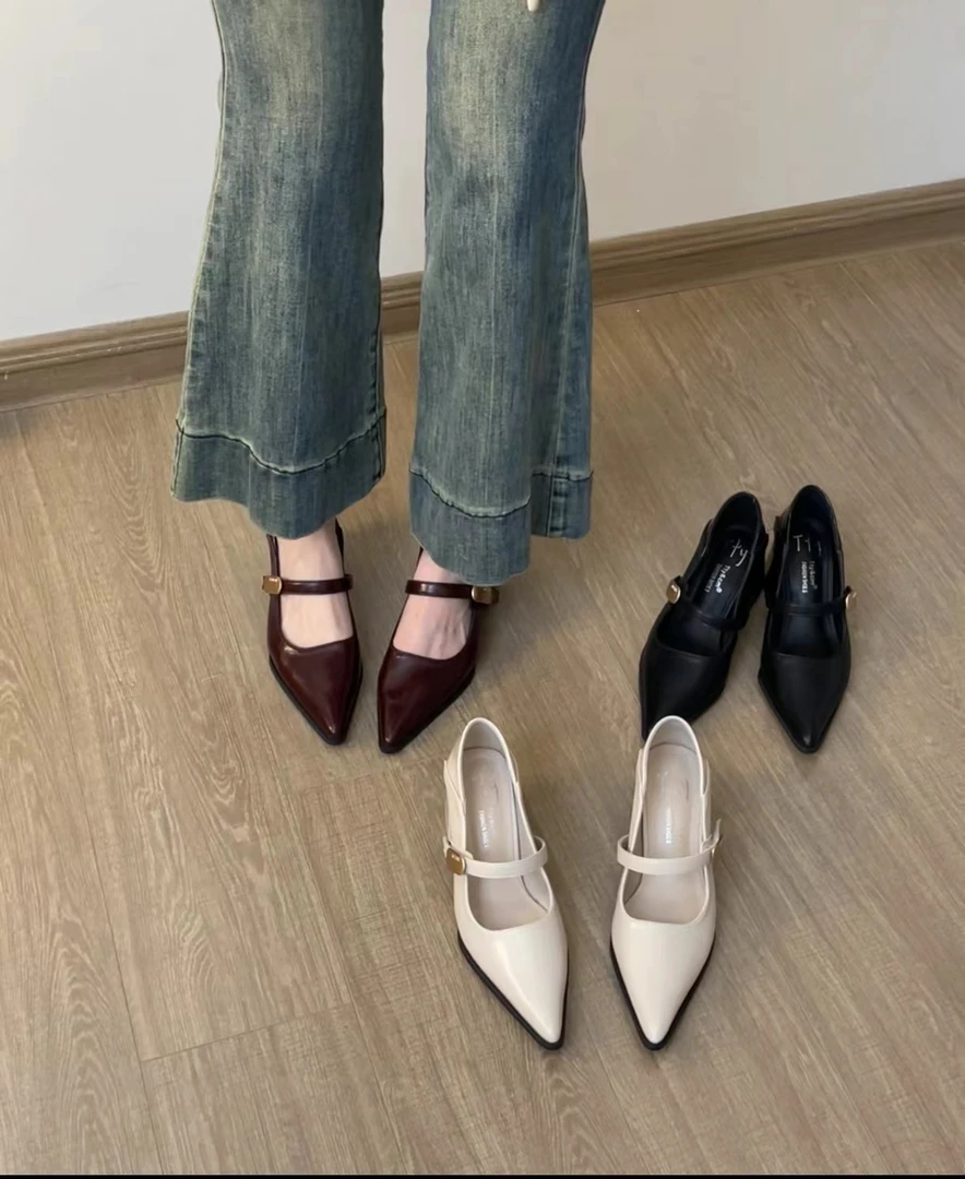 尖头高跟玛丽珍鞋女鞋子2025年春季新款粗跟一字带红色晚晚鞋单鞋