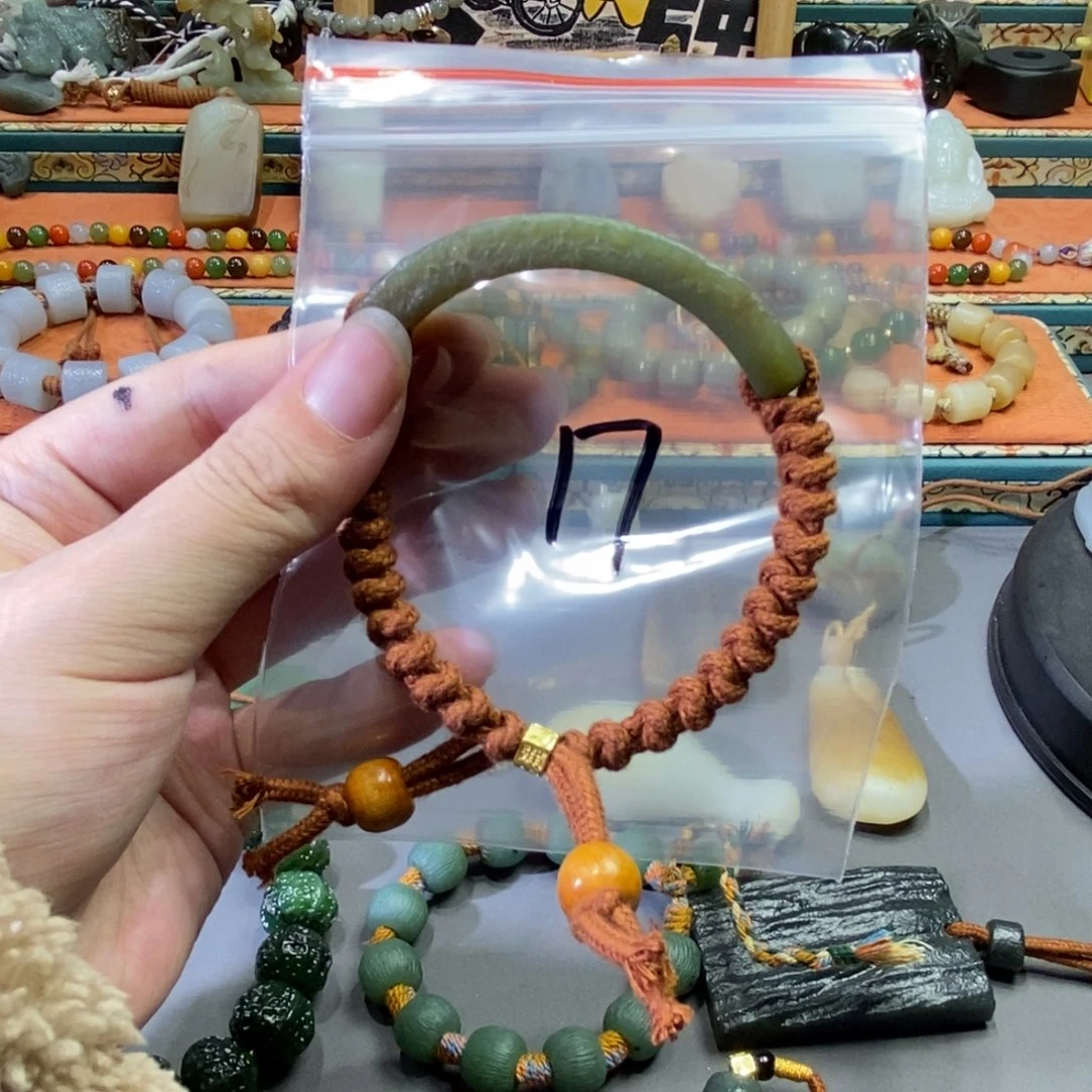 和田玉颈饰未镶嵌刘*