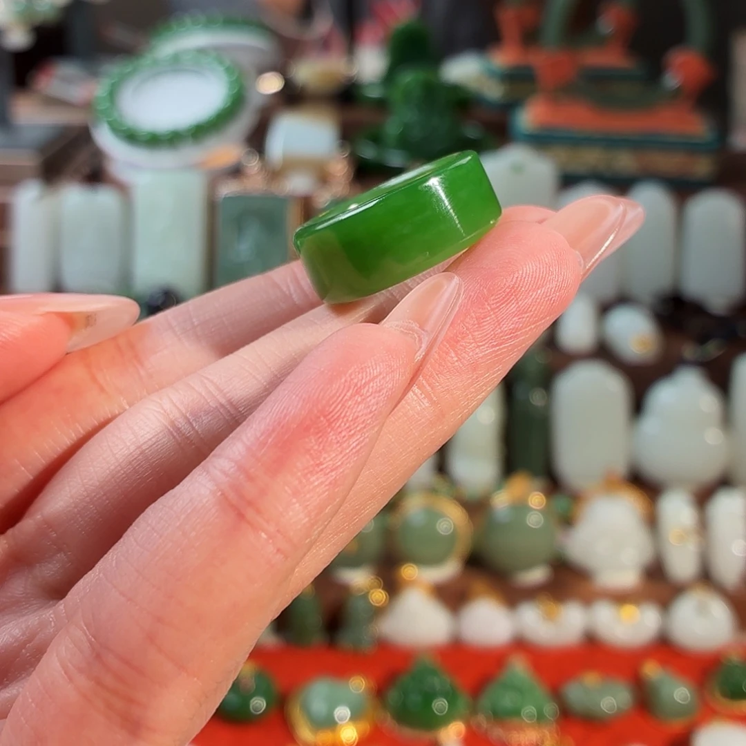 可****和田玉未镶嵌戒指