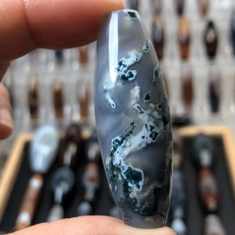 玛瑙/玉髓未镶嵌珠宝半成品