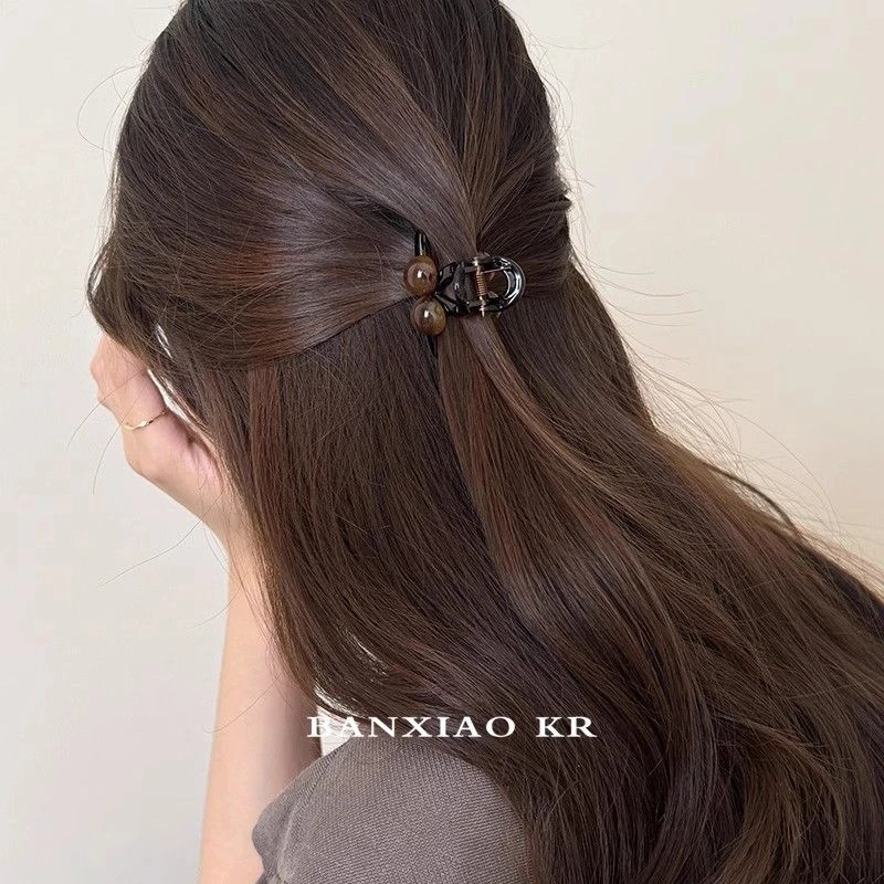 咖色珍珠抓夹女新款高级感半扎发刘海发夹公主头鲨鱼夹后脑勺抓夹