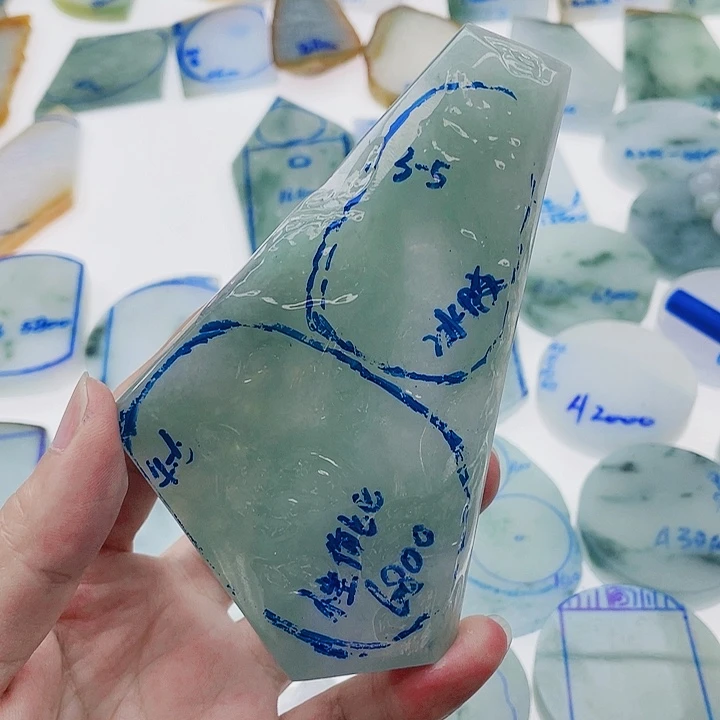 定制翡翠未镶嵌定制