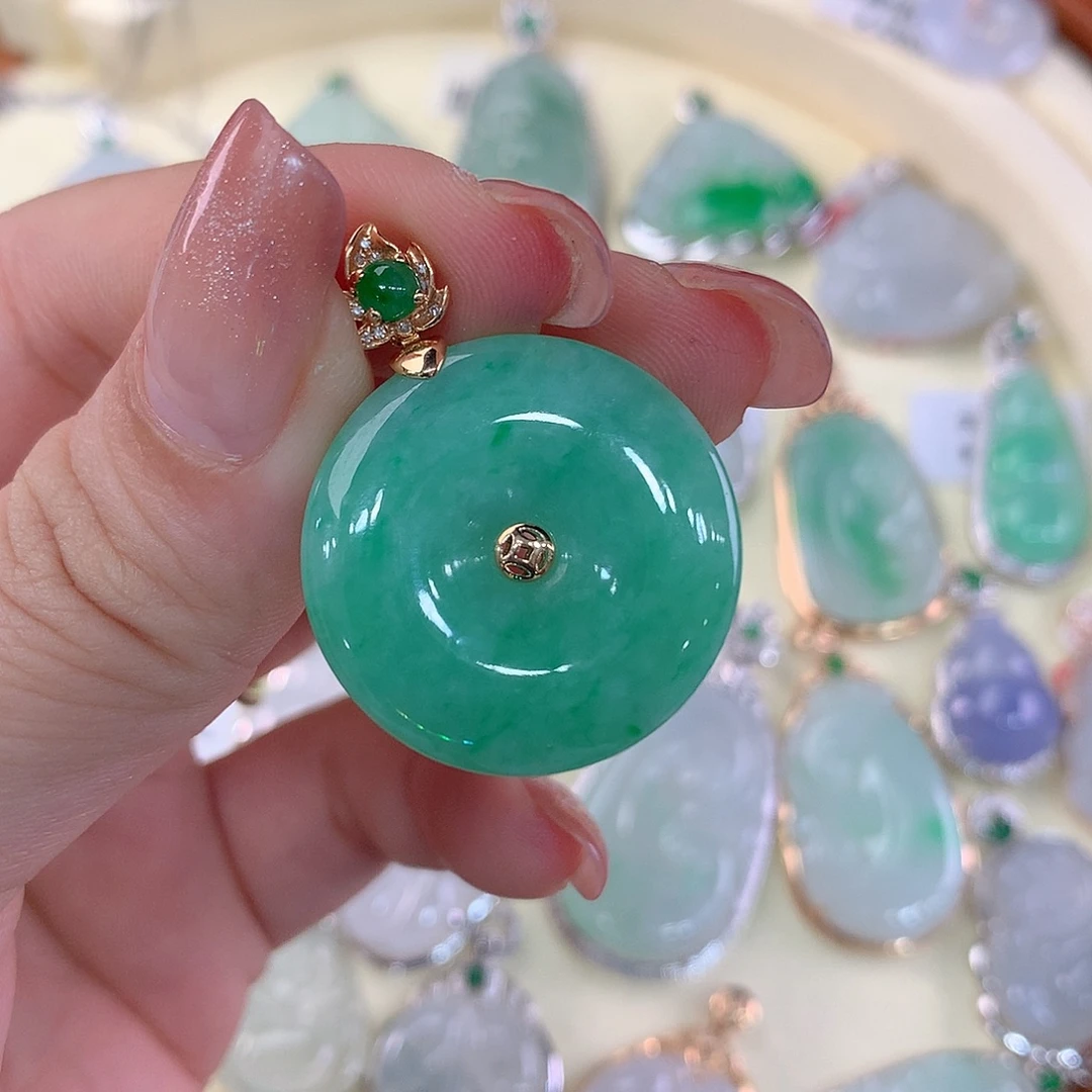 翡翠18K金镶嵌吊坠(不含链)