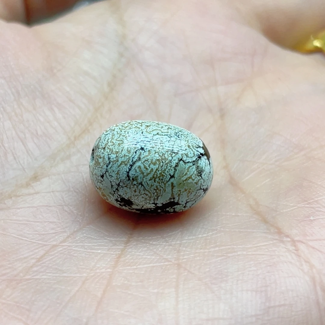 南红玛瑙未镶嵌珠宝奇石