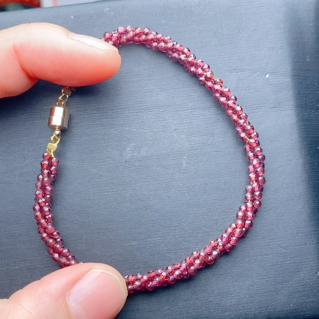 手链未镶嵌石榴石不退款，孤品直播间说好