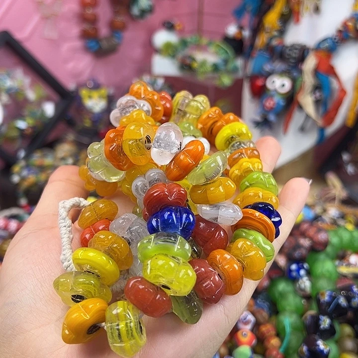 玻璃颈饰尼泊尔彩色花朵