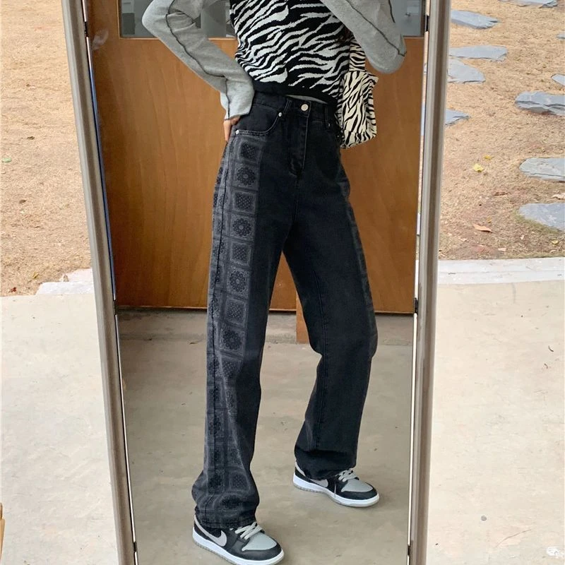 黑色直筒牛仔裤女春秋款个性宽松显瘦收腰显高原宿风腰果花阔腿裤