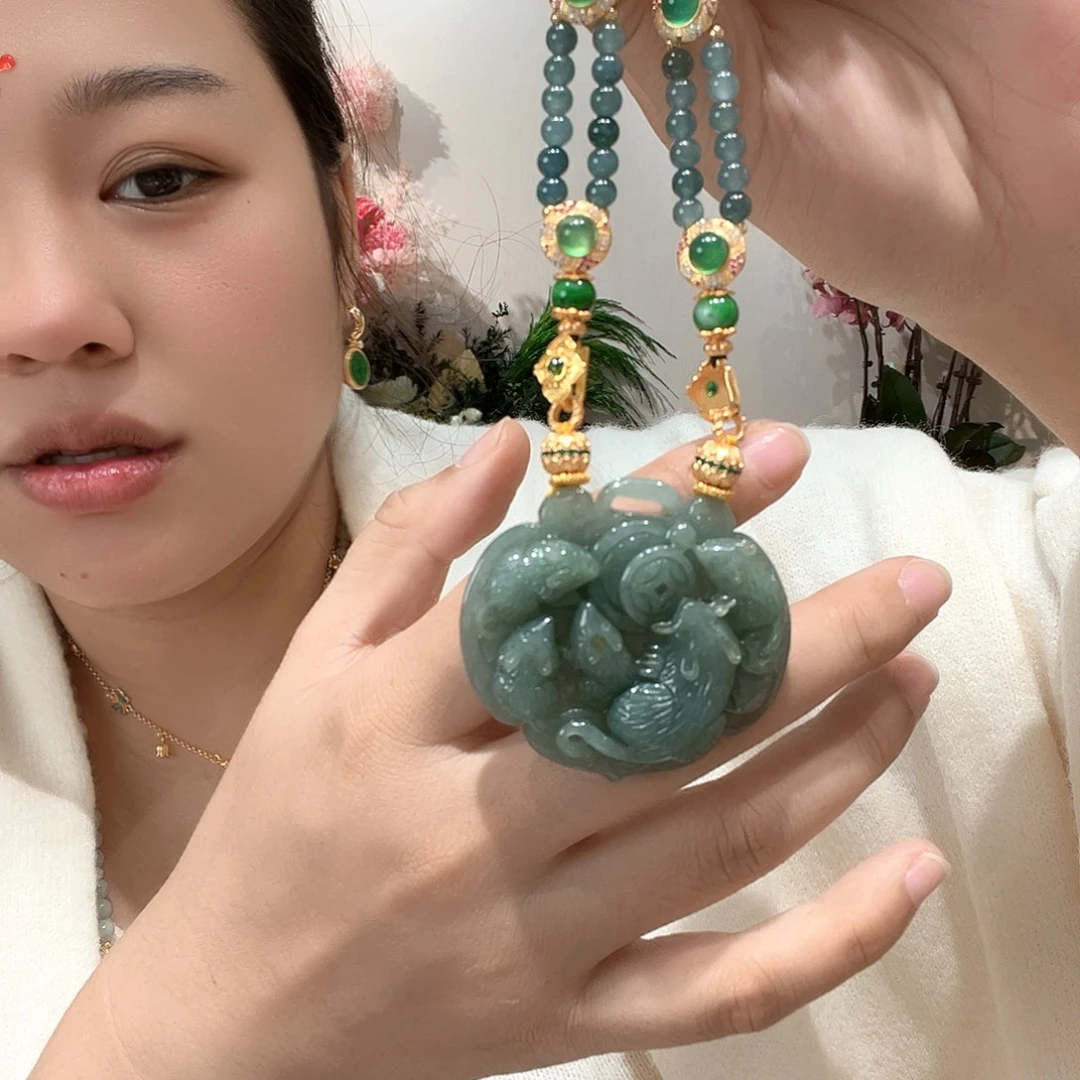 翡翠合金吊坠(赠链)国风