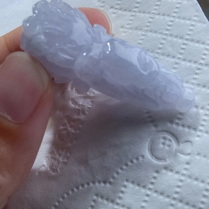 颈饰未镶嵌翡翠天然翡翠玉石雕刻