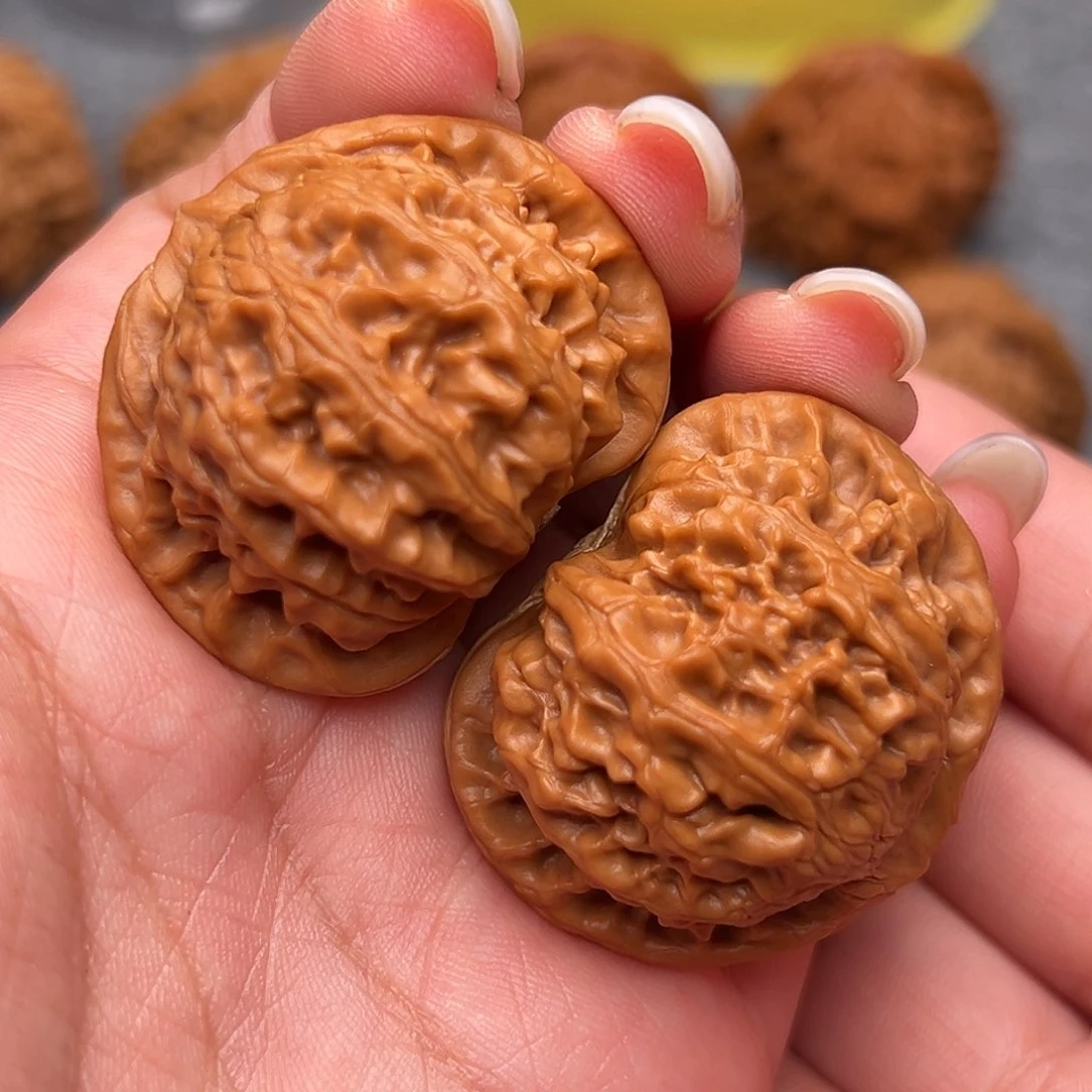 文玩核桃把件红皮宫灯39全品