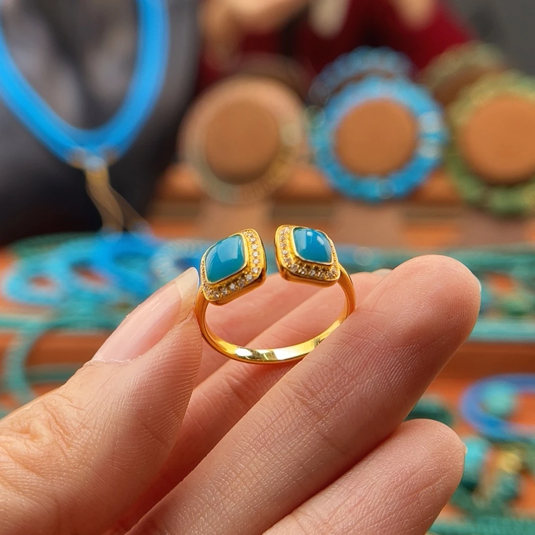 绿松石18K金镶嵌配饰