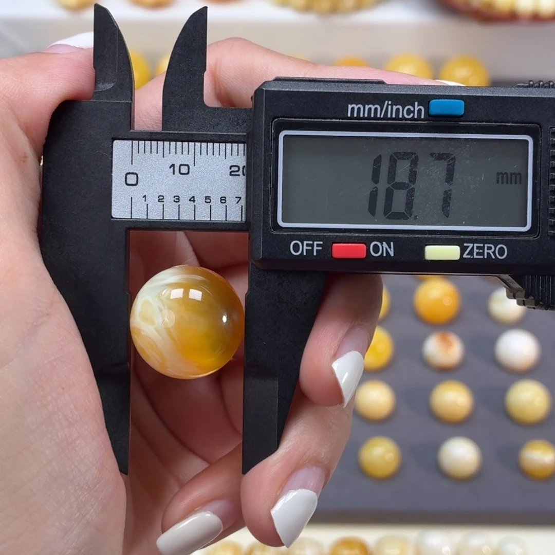 琥珀未镶嵌裸石焦皮18.7mm