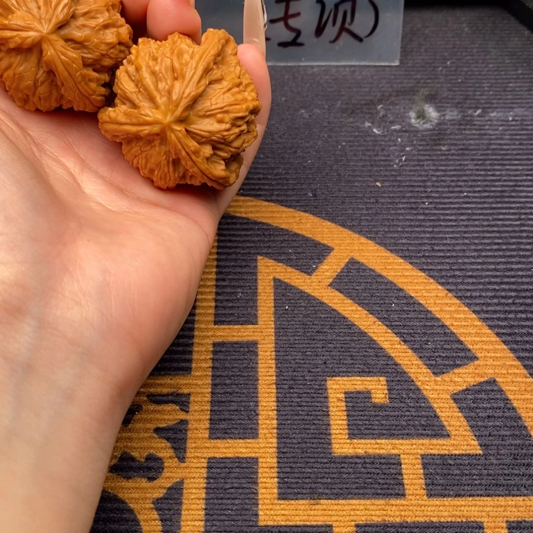 空***&吊坠文玩核桃白狮子