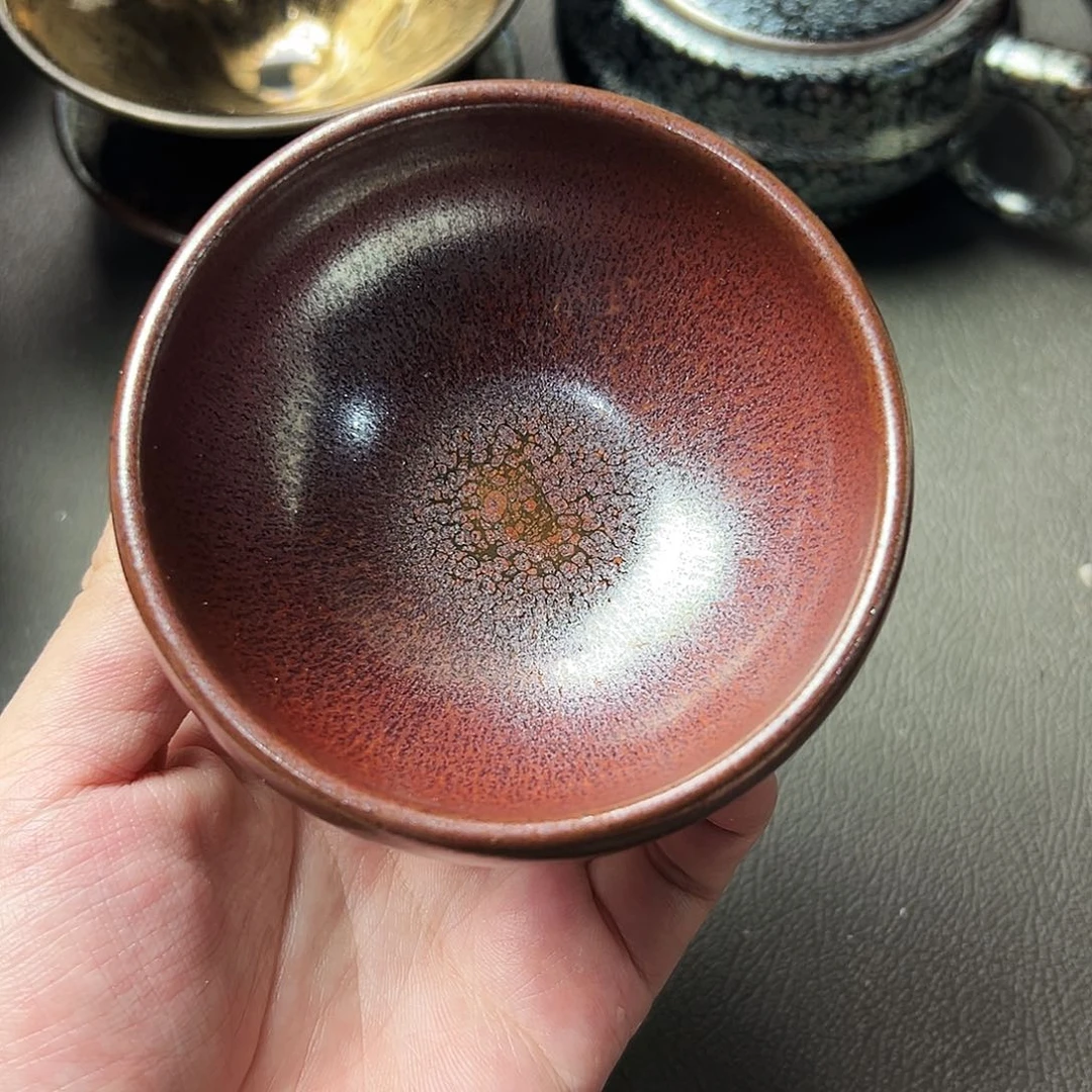 茶盏好想和她谈一下心了