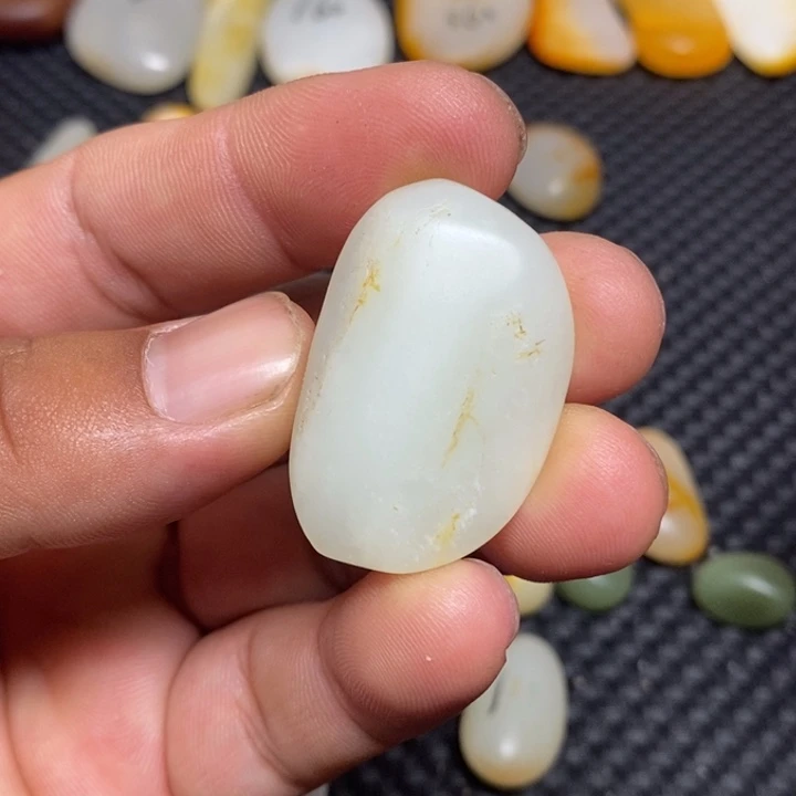 未镶嵌和田玉挂件