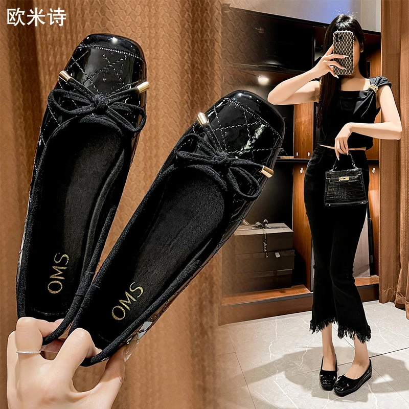 鞋子女款爆款2025秋季百搭气质浅口单鞋软底软面平底玛丽珍小单鞋