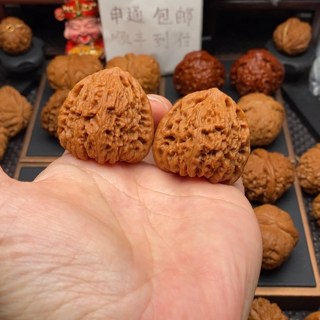 把件文玩核桃全品三角南疆石39尺