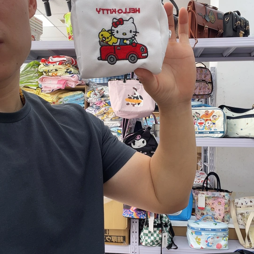 PU化妆包等产品和产品