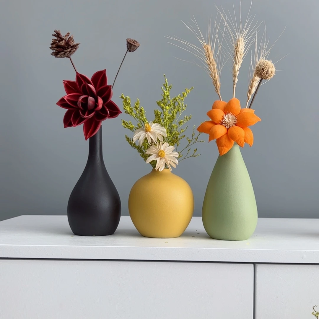 摆件陶瓷小花瓶摆件含花总高约20-30cm