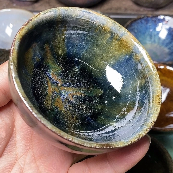 茶盏8.8健健康康快快乐乐咯