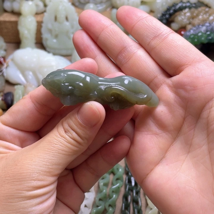 颈饰未镶嵌和田玉?****?