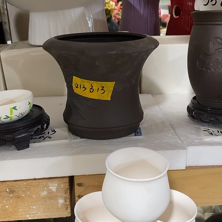 摆件陶盆有孔 微瑕介意勿拍