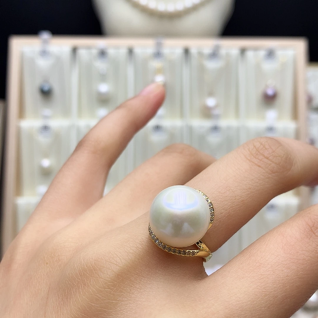 淡水珍珠颈饰合金