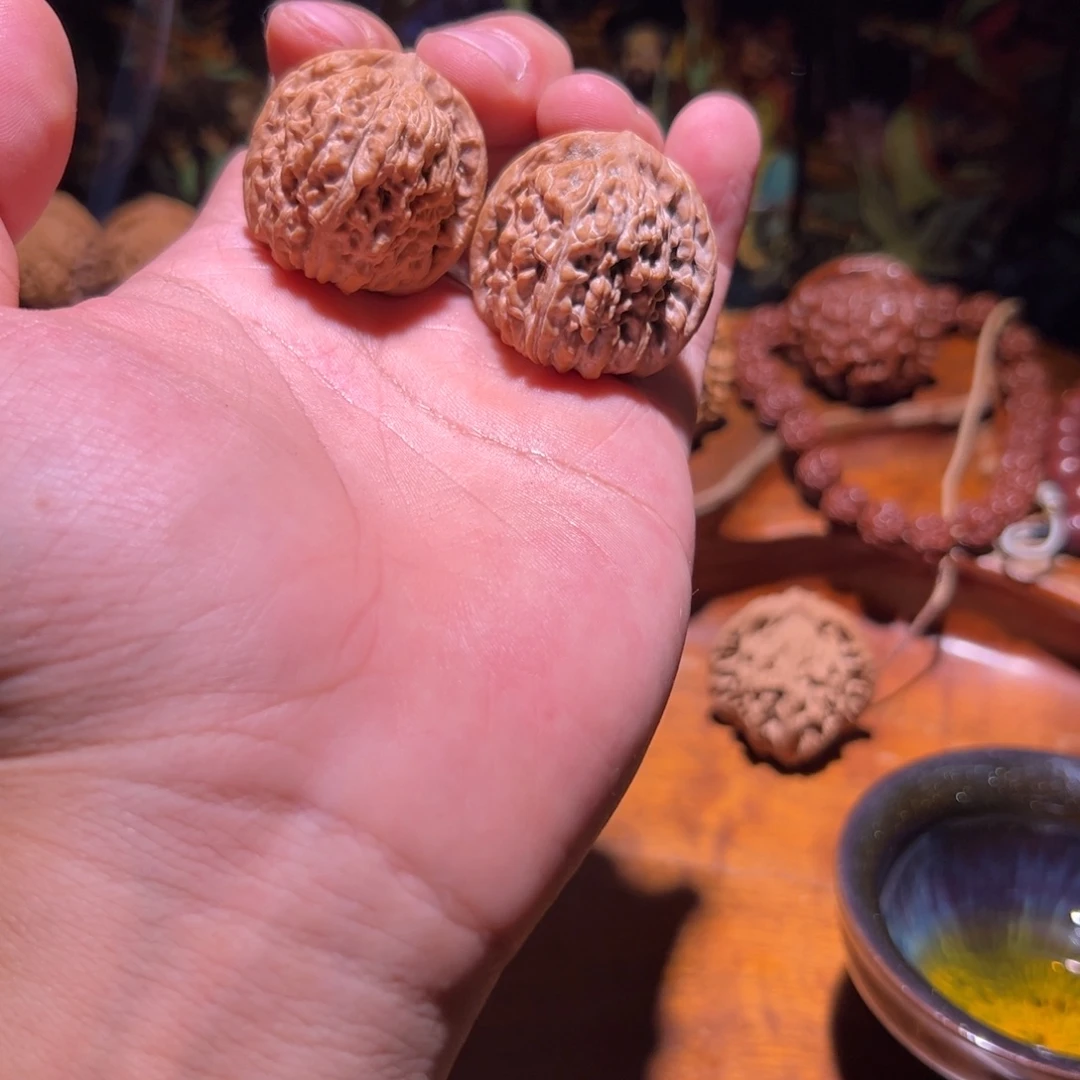 文玩核桃吊坠34全品红皮山地四座楼