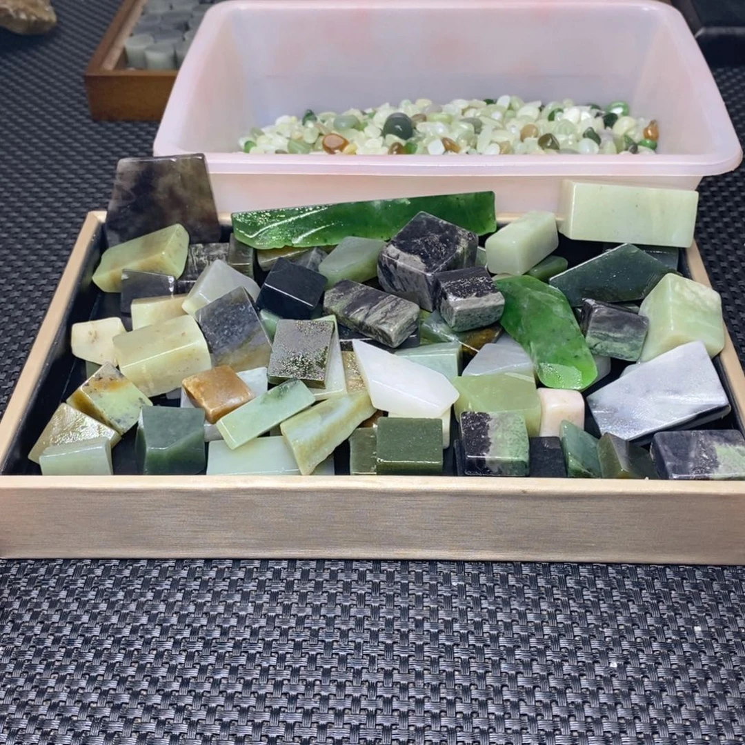 和田玉（糖玉）珠宝半成品未镶嵌