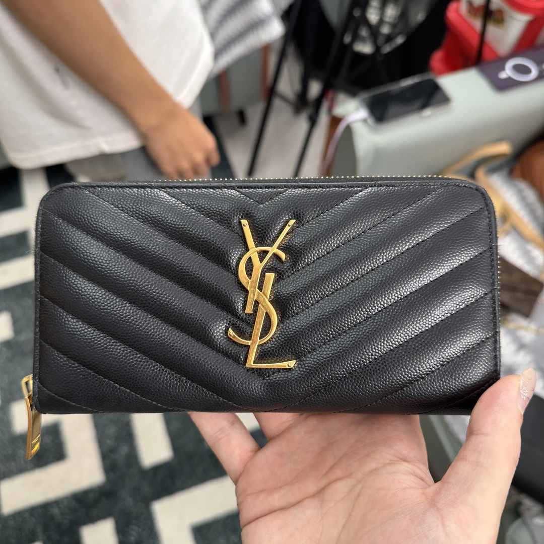99新 YSL/圣罗兰 经典鱼子酱牛皮钱包