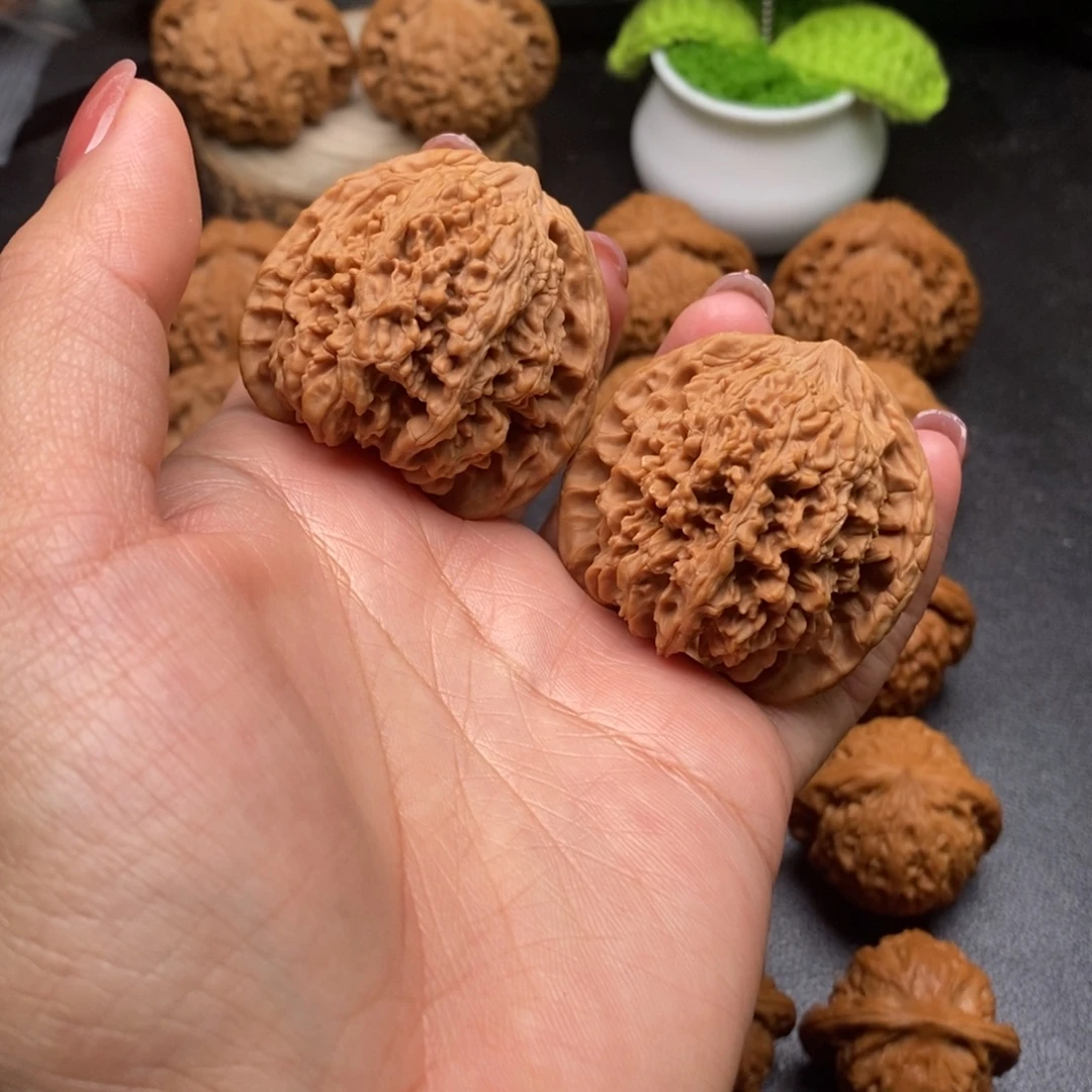 文玩核桃吊坠满天星42.5