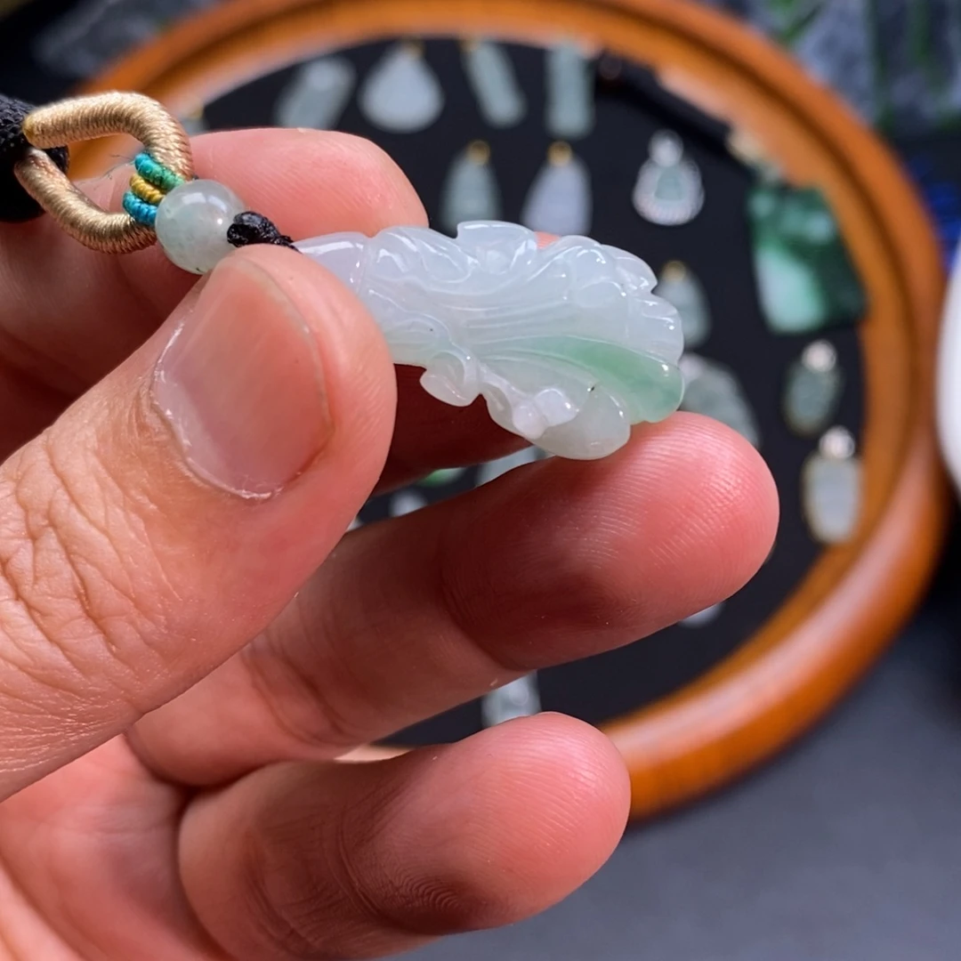 翡翠未镶嵌颈饰天然