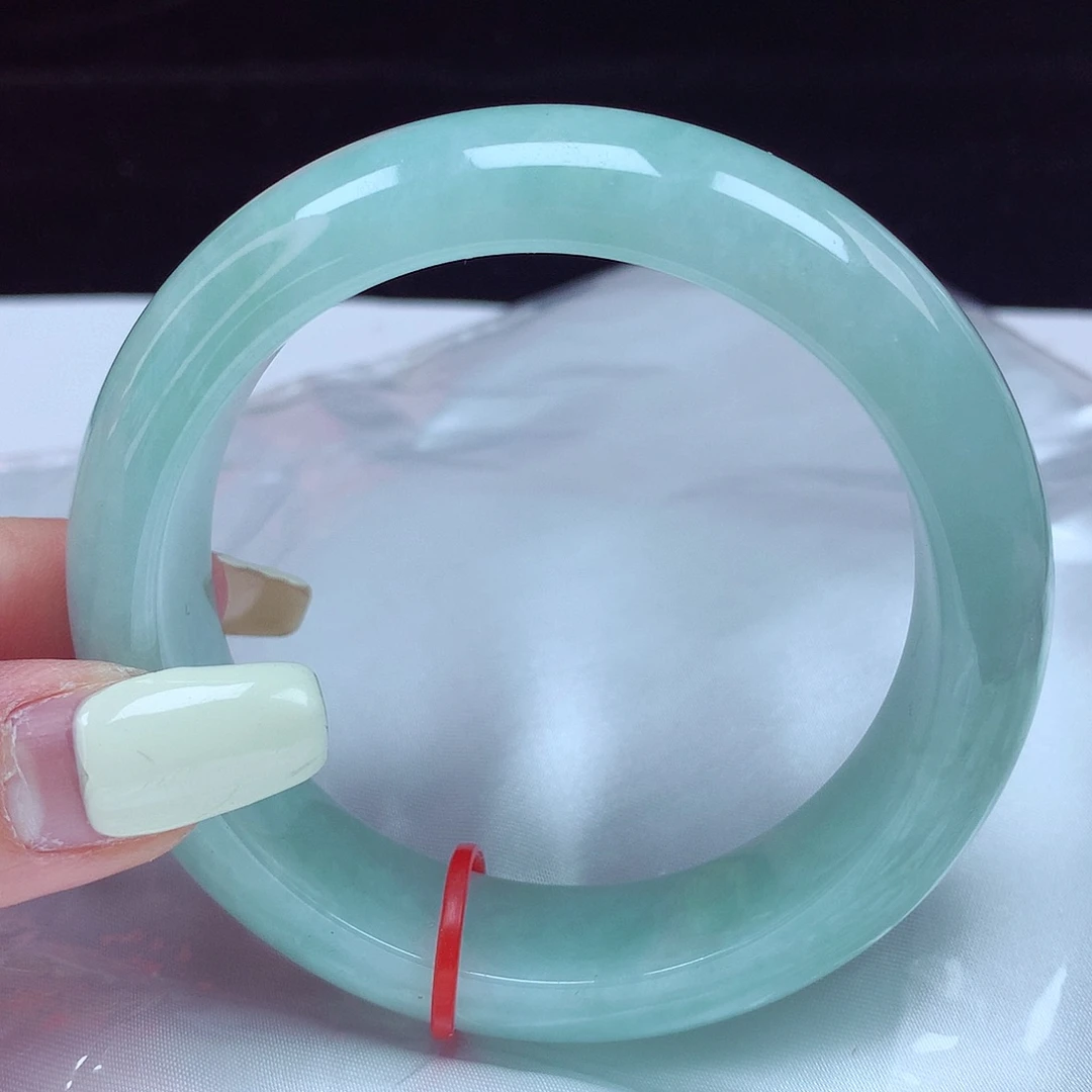 翡翠手镯未镶嵌57-58圈