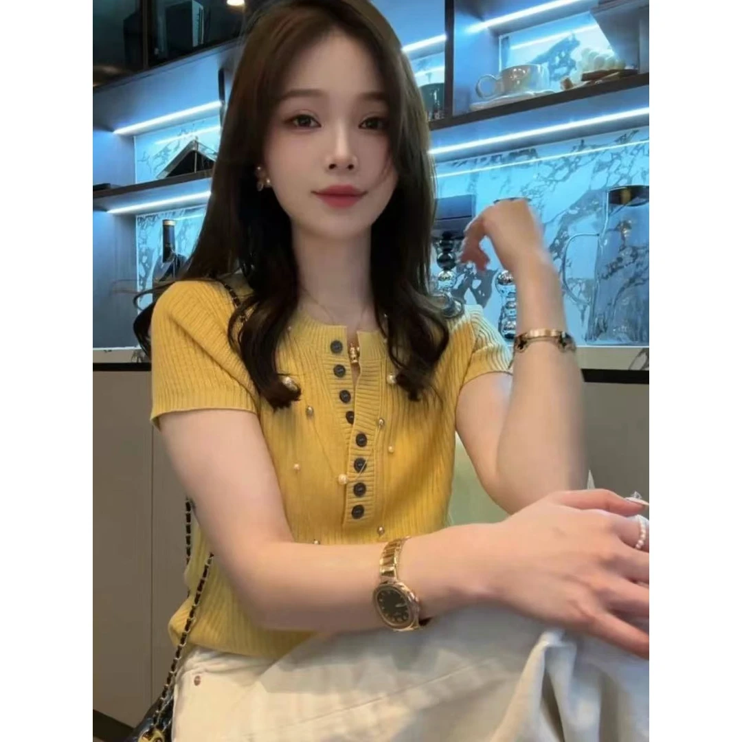 夏季新款韩版时尚显瘦短袖T恤女修身百搭纯色打底上衣