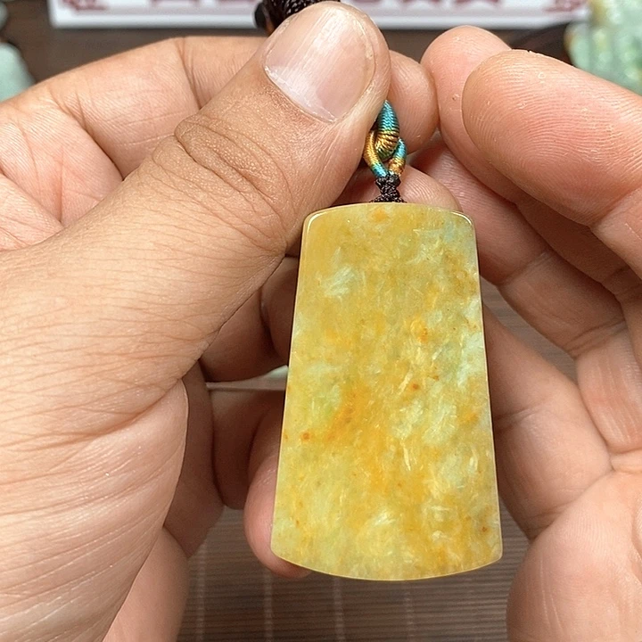 颈饰未镶嵌翡翠天然翡翠玉A货配证书