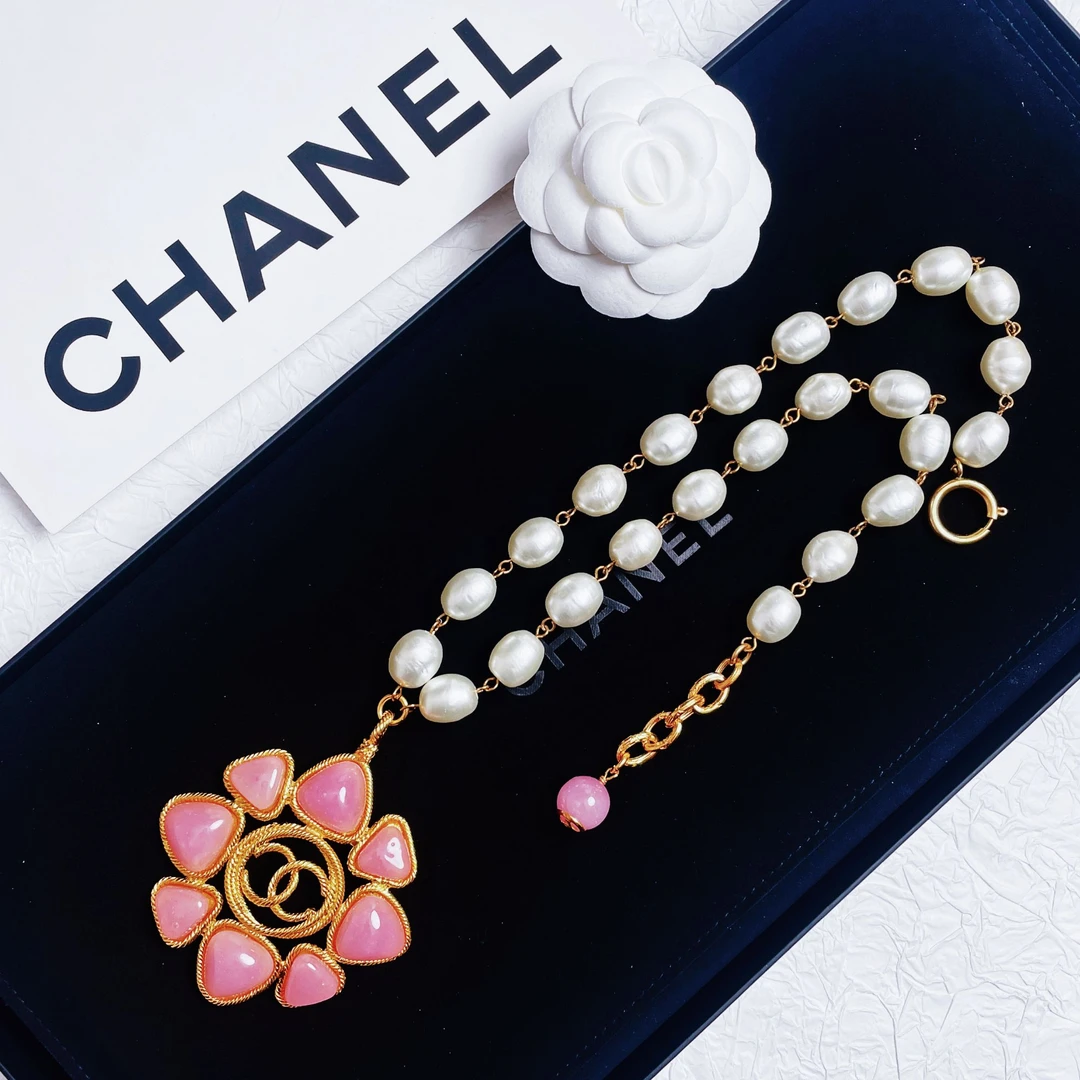95新 Chanel/香奈儿 柚礼中古/香奈儿粉琉璃珍珠项链LE412049