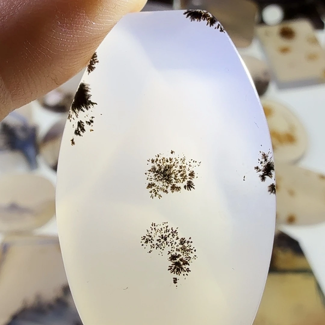 玛瑙/玉髓未镶嵌珠宝半成品