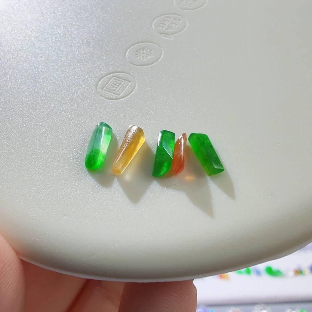 翡翠未镶嵌颈饰特价裸石