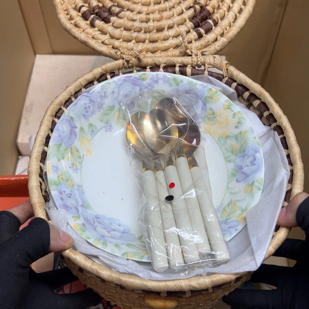 瓷片哈哈哈哈哈哈哈哈