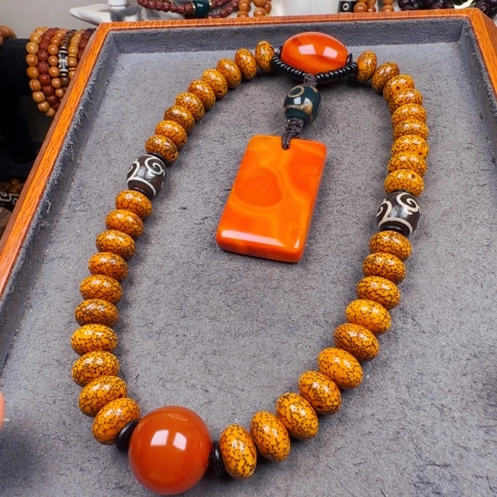 吊坠星月菩提手持