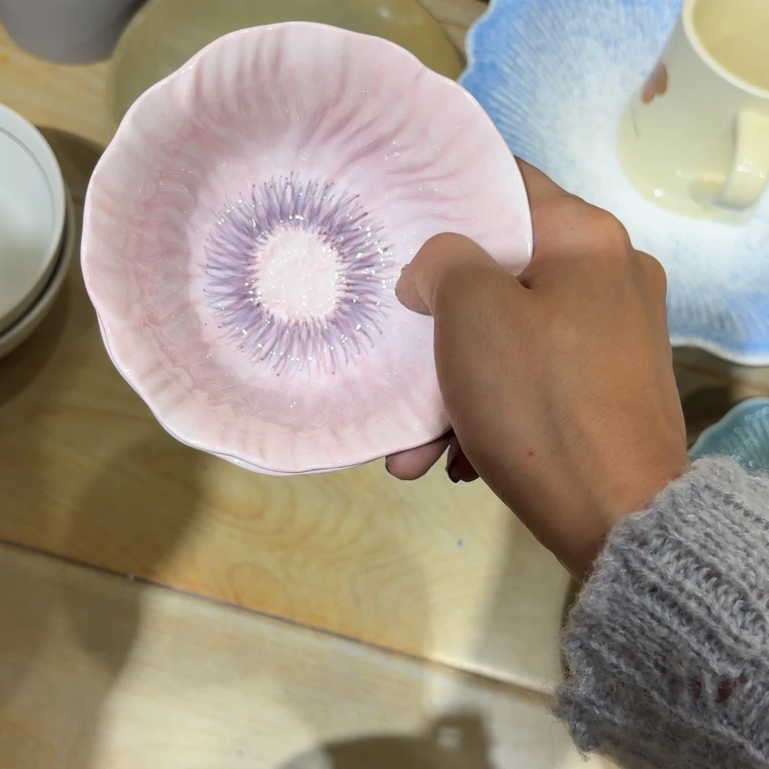 瓷余*三个三个三个